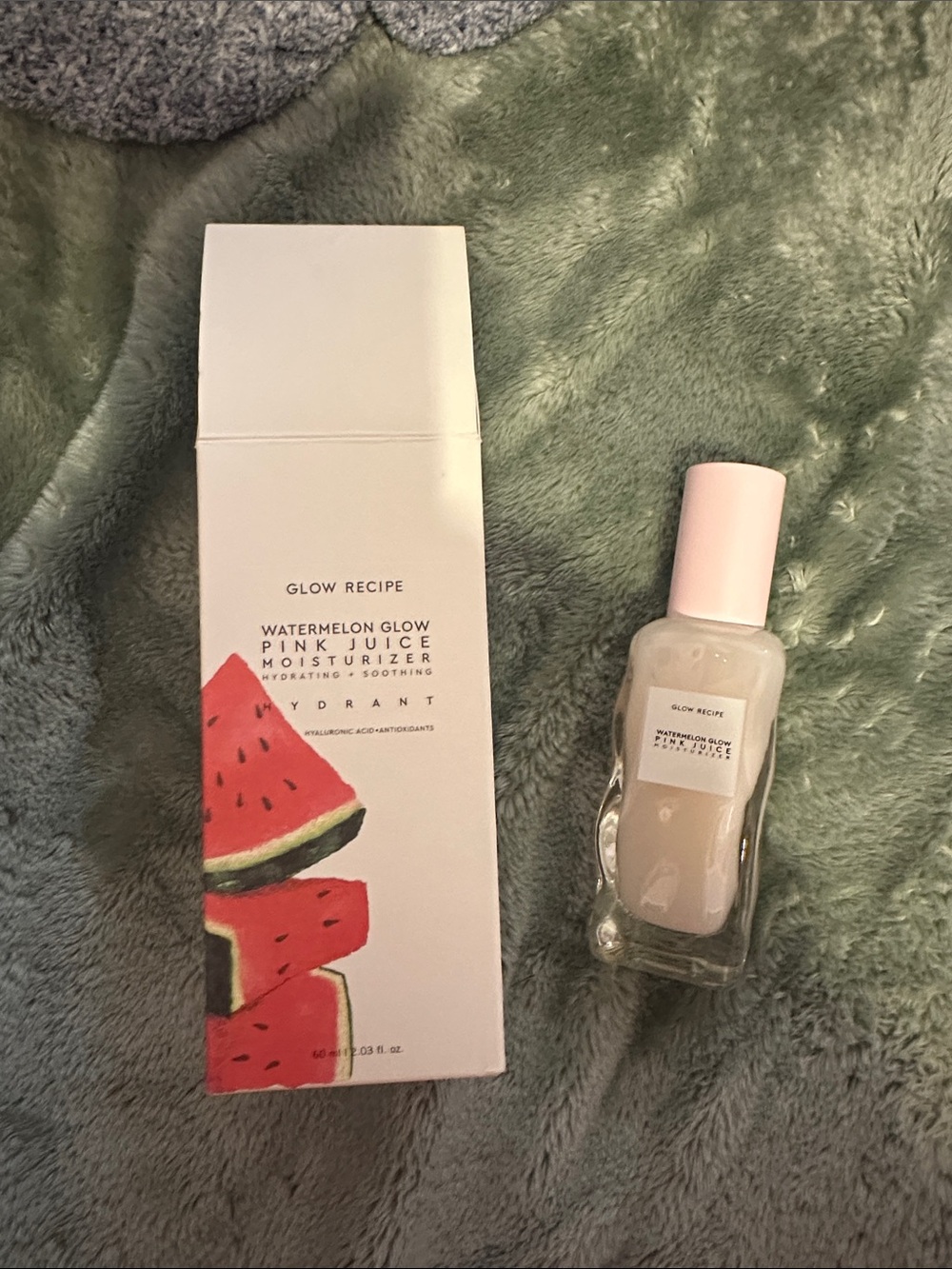 Glow Recipe Watermelon Glow Pink Juice Moisturizer - Pink and White